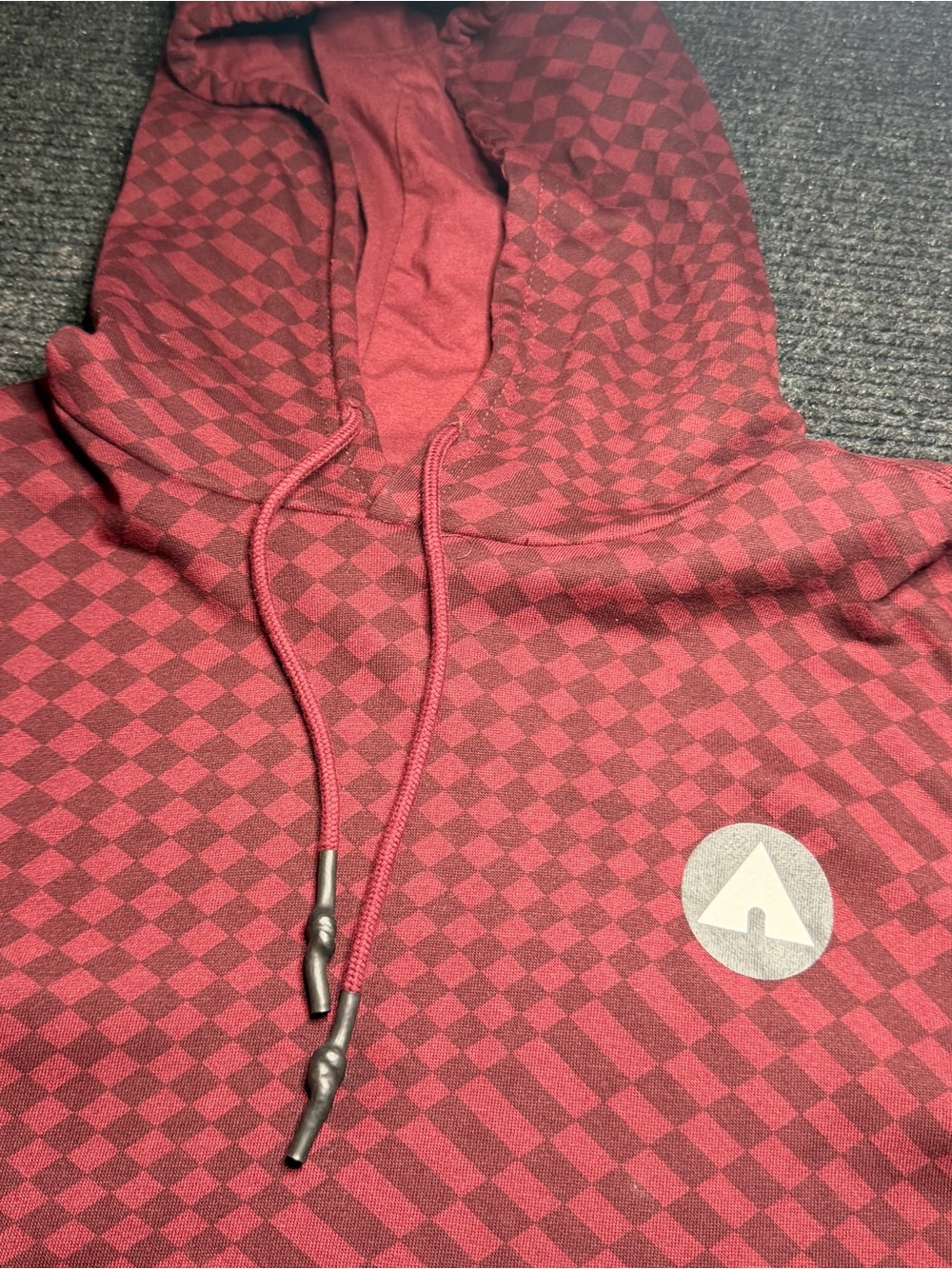 Airwalk Men's Maroon Checkered Crewneck Hoodie with pockets